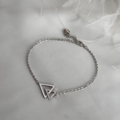 Srebrna narukvica - beskonačno sa pravougaonim cirkonima