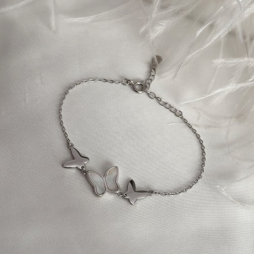 Narukvica od srebra sa četiri srca