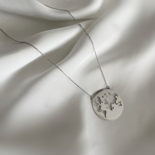 Romatična ogrlica od belog zlata sa cvetićima  cirkonima